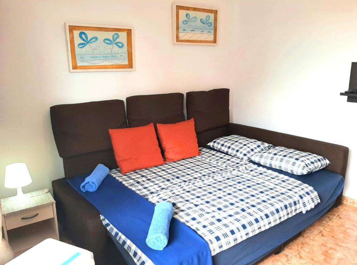 Perfectly Located Apartment With Pool Playa de las Americas  Exterior photo